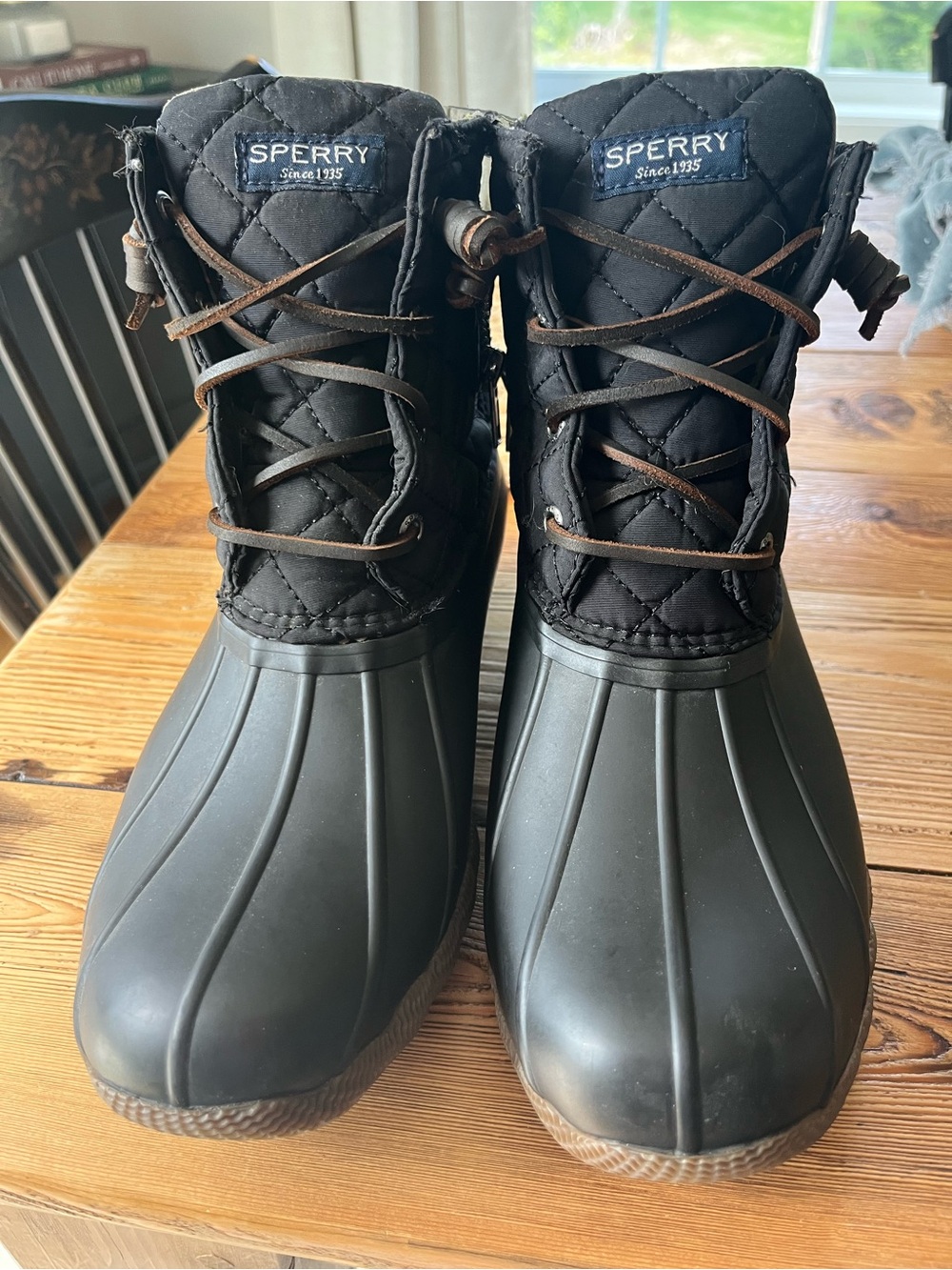 Sperry Women’s Black Quilted Duck Boots